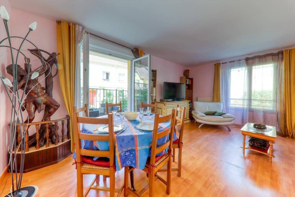 Amilly Park 6 Personnes 2 Chambres Pk Prive En Sous Sol Serris Extérieur photo